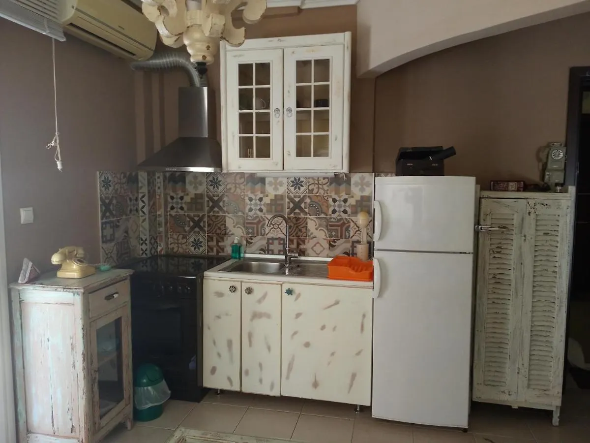 3 Min From Central Station Free Parking Apartment Thessaloniki