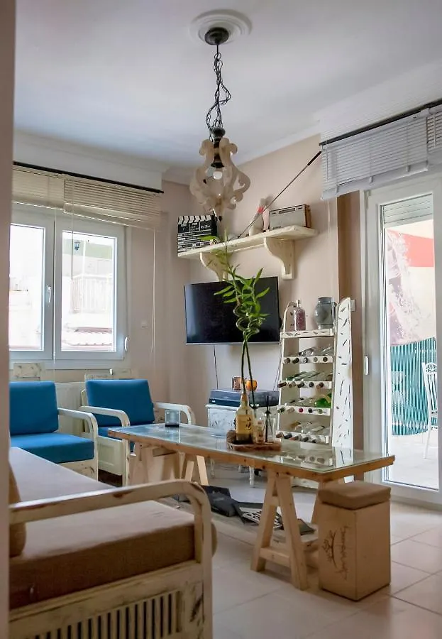 3 Min From Central Station Free Parking Apartment Thessaloniki
